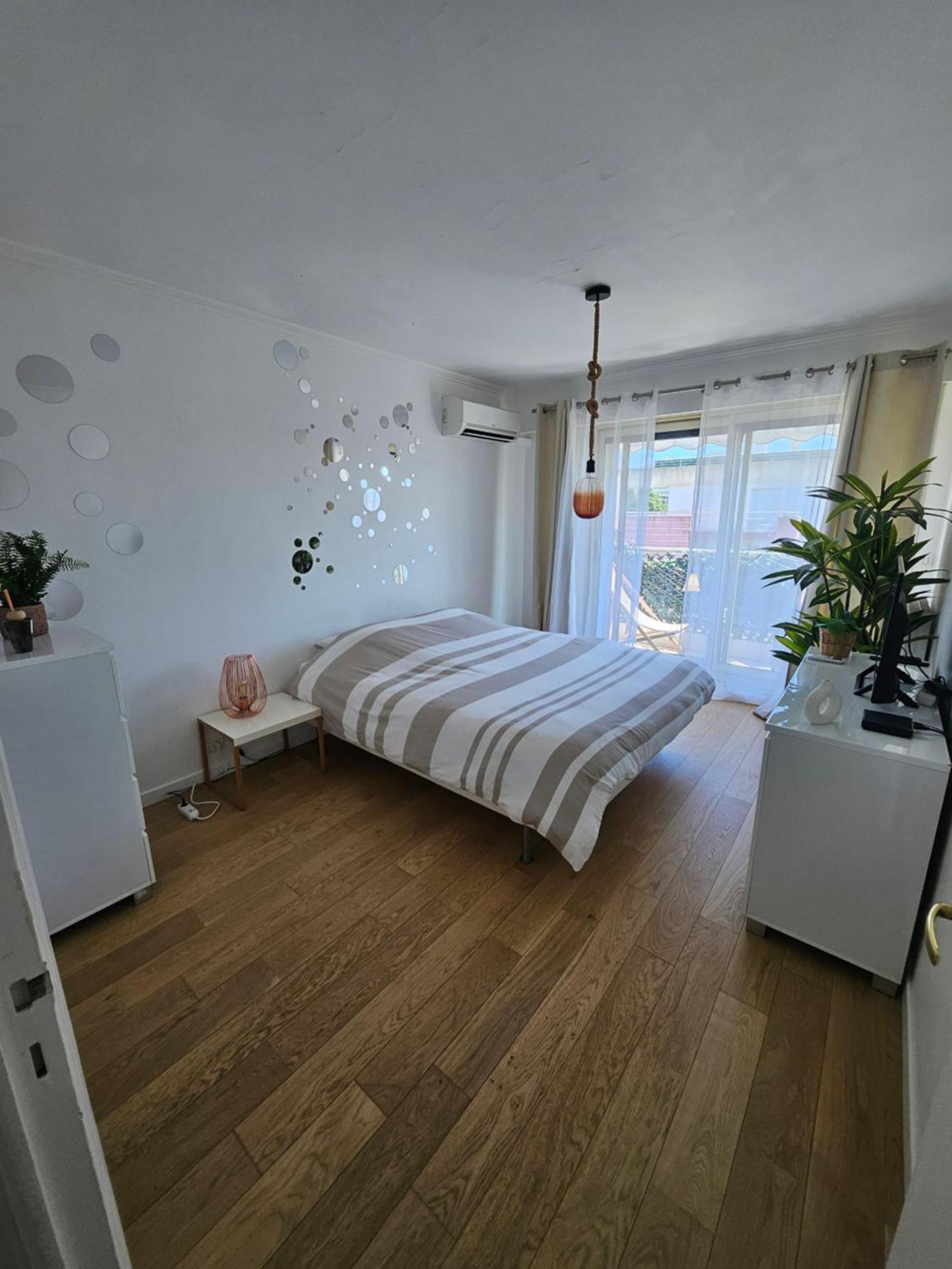 Апартаменти Le Duplex Антіб Екстер'єр фото